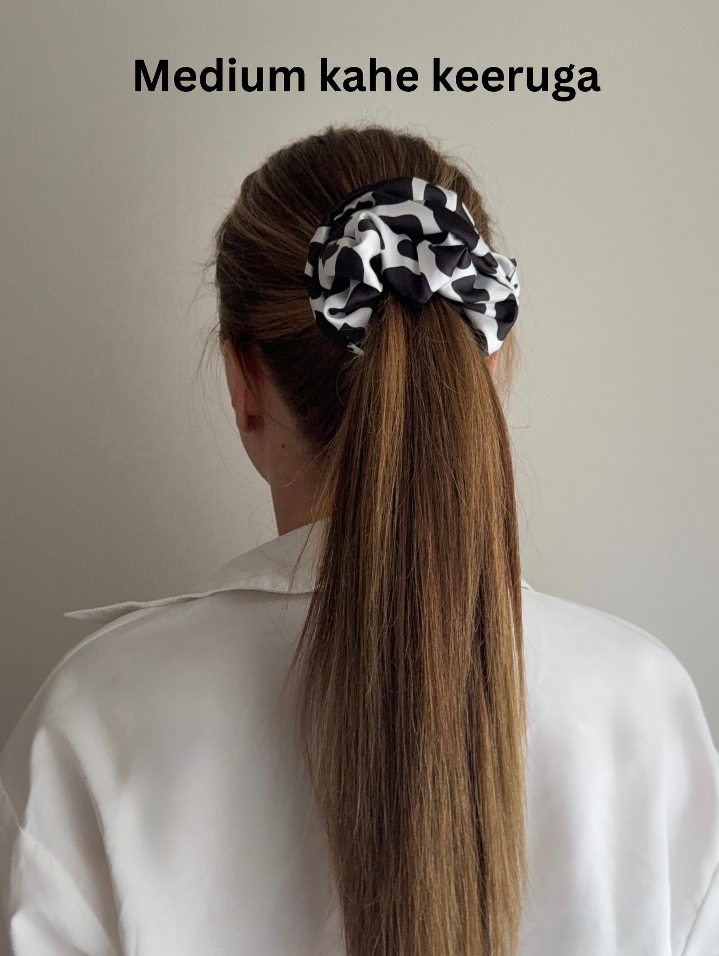 AQUA SCRUNCHIE