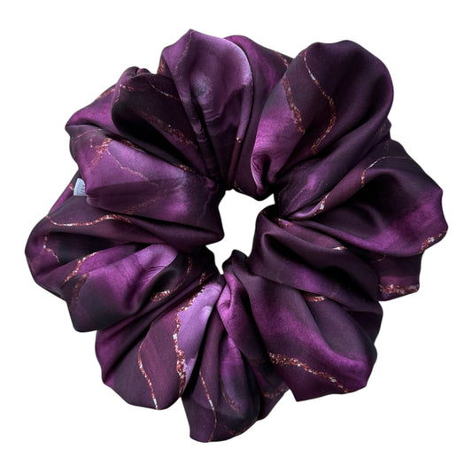 PLUM MARBLE SCRUNCHIE