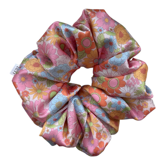 RETRO BLOOM SCRUNCHIE