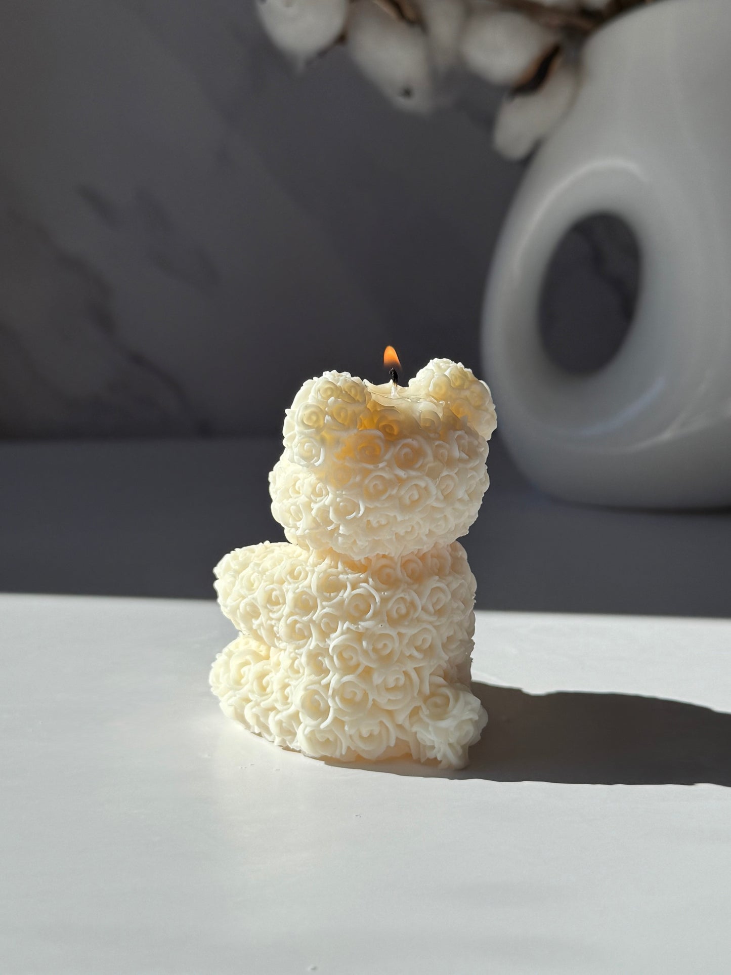 ROSE BEAR küünal